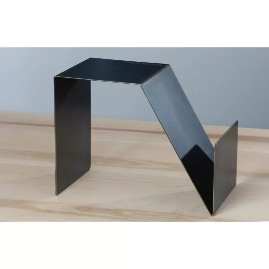 Table d'appoint Porte revues News Matière Brute Table d'appoint Porte revues News Matière Brute