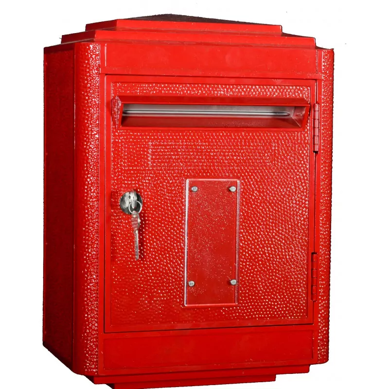 Boîte aux lettre rouge par La Boîte Jaune 