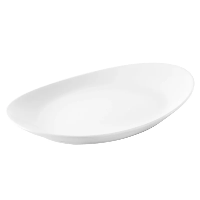 Assiette ovale en porcelaine blanche Les Essentiels par Revol Porcelaine 