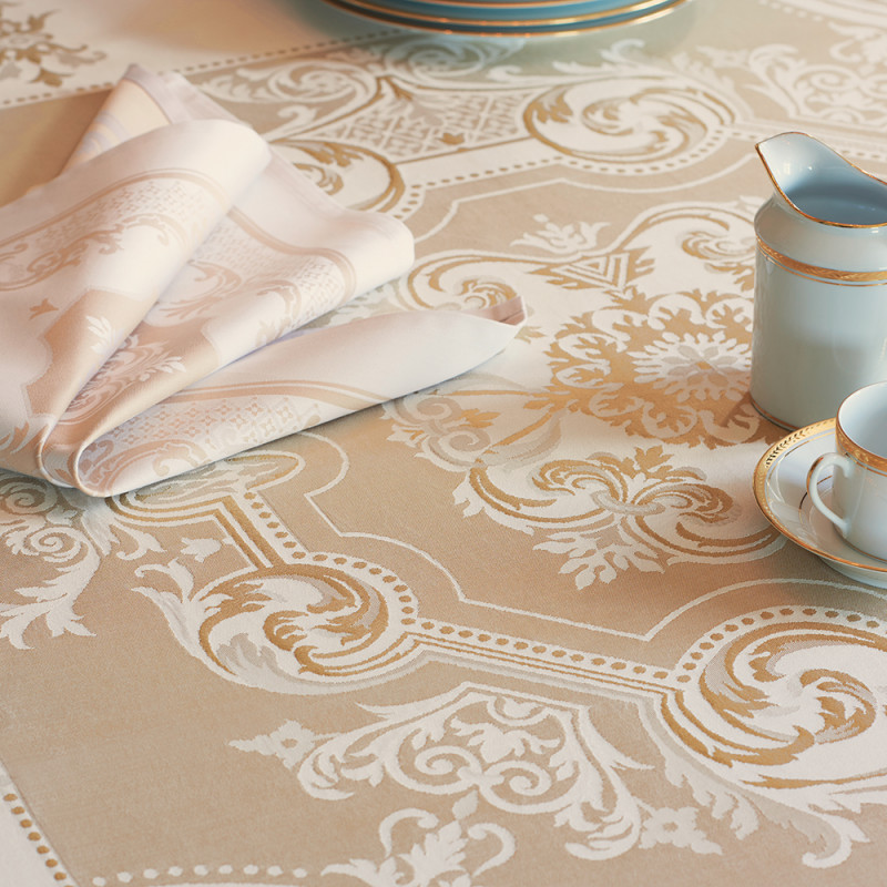 Nappe antitâche Jacquard 100% coton eleonore dore - Garnier-Thiebaut