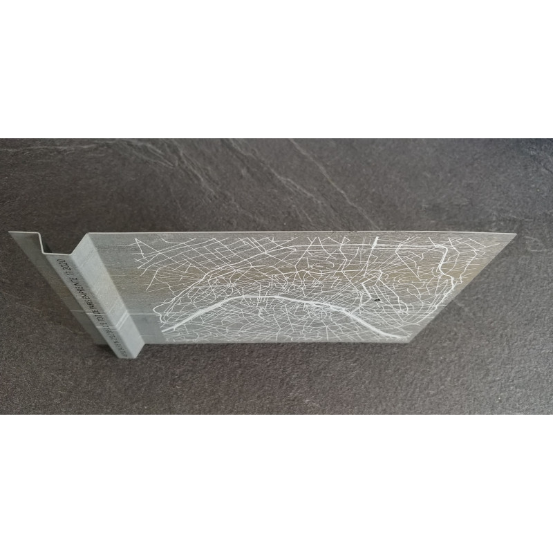 Morceau toit de Paris avec plan de Paris - Empreinte