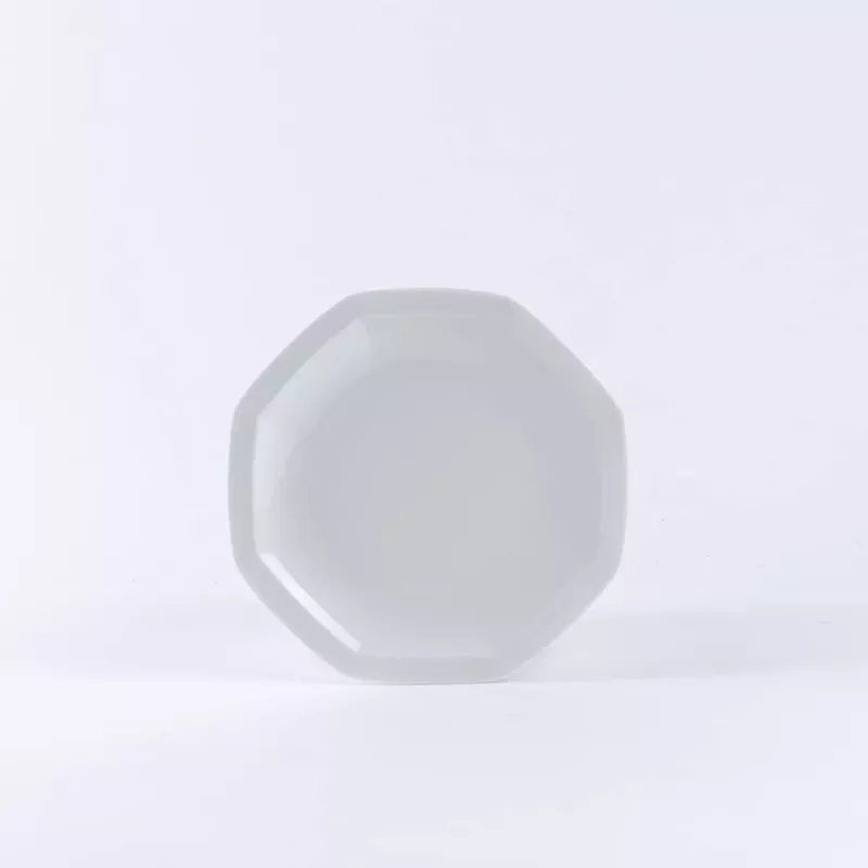 Assiette à dessert en porcelaine blanche - Ogre La Fabrique