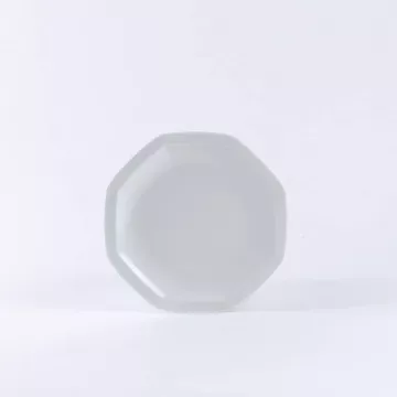 Assiette octogonale à dessert en porcelaine blanche - Ogre La Fabrique