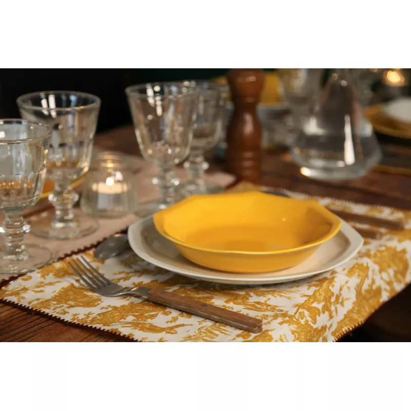 Assiette creuse en porcelaine jaune - Ogre La Fabrique