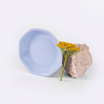 Assiette octogonale creuse en porcelaine bleue - Ogre La Fabrique