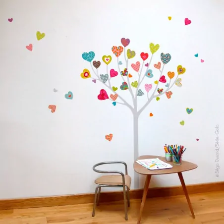 Sticker pour enfant arbre à cœurs multicolores par Série-Golo