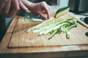 Comment choisir sa planche à découper ? Les conseils de pro du Coq !